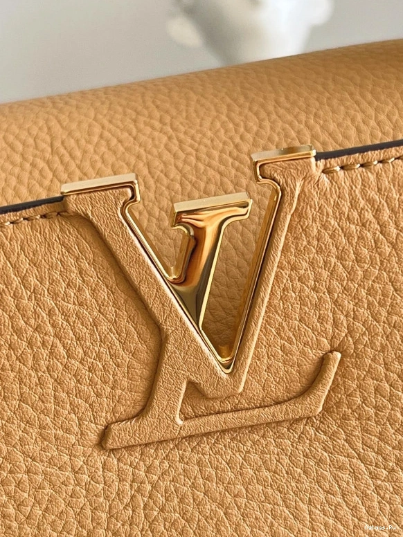 BB CAPUCINES VUITTON LOUIS 0305